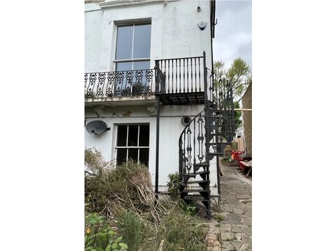 Fantastic reclaimed cast iron spiral staircase complete  with balcony Ss276