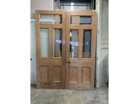 A stunning pair of glazed original room dividers RD2903