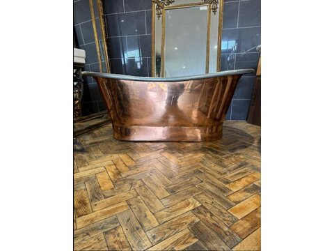 NOW SOLD A beautiful reclaimed Bateau vintage copper  bath  with stunning patina  B174
