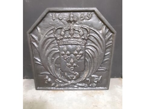 FB0301 Cast Iron Fire Back