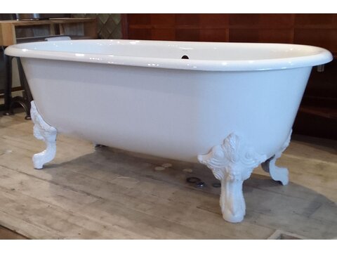 B1401 A WONDEFUL DOUBLE ENDED CAST IRON BATH