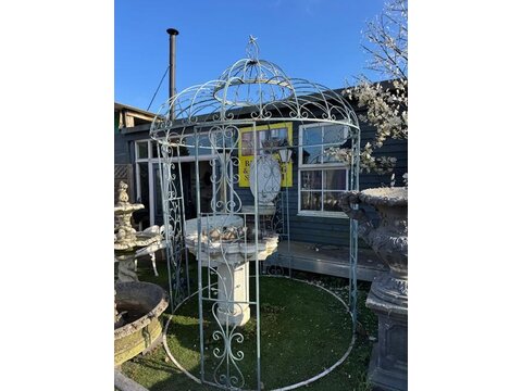 A wonderful detailed garden pagoda gp273