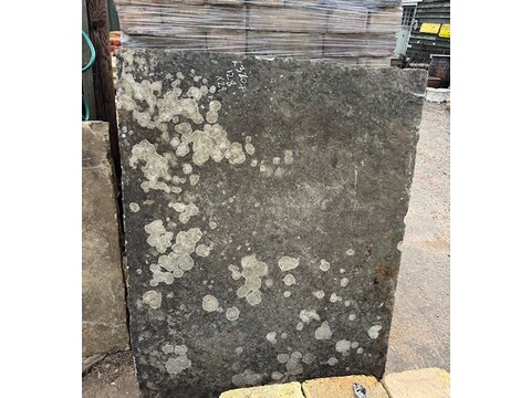 An Oversized York stone piece YS16071