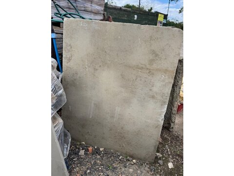 A large York stone piece YS16072