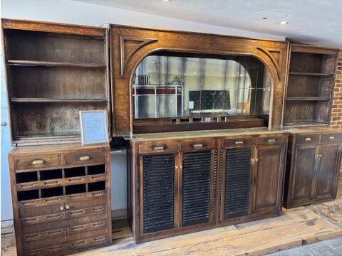A Magnificent drinks bar with lighting and shelfs DB508